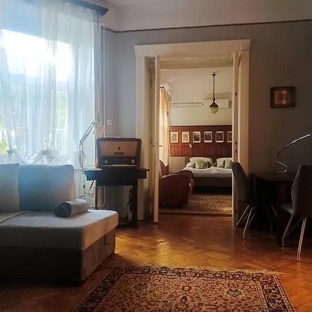 Apartment Parkside Large Modern Garden View Budapest
