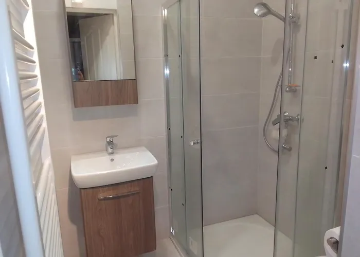 Parkside Modern Classic Garden View *